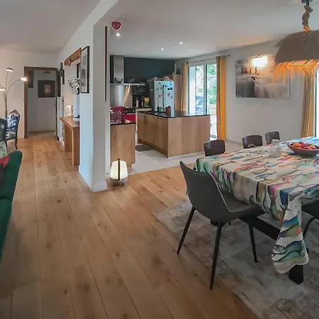 4 Bedroom Beautiful In
