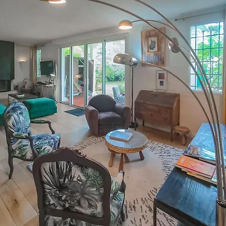 4 Bedroom Beautiful In